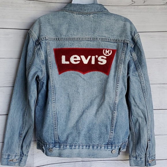 *SOLD*Levi's trucker Jean jacket Size S NWT - Picture 4 of 12